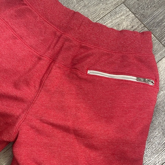 Nike Standard Fit/ At Knee Length Shorts- Size Medium- NWOT - Picture 6 of 8